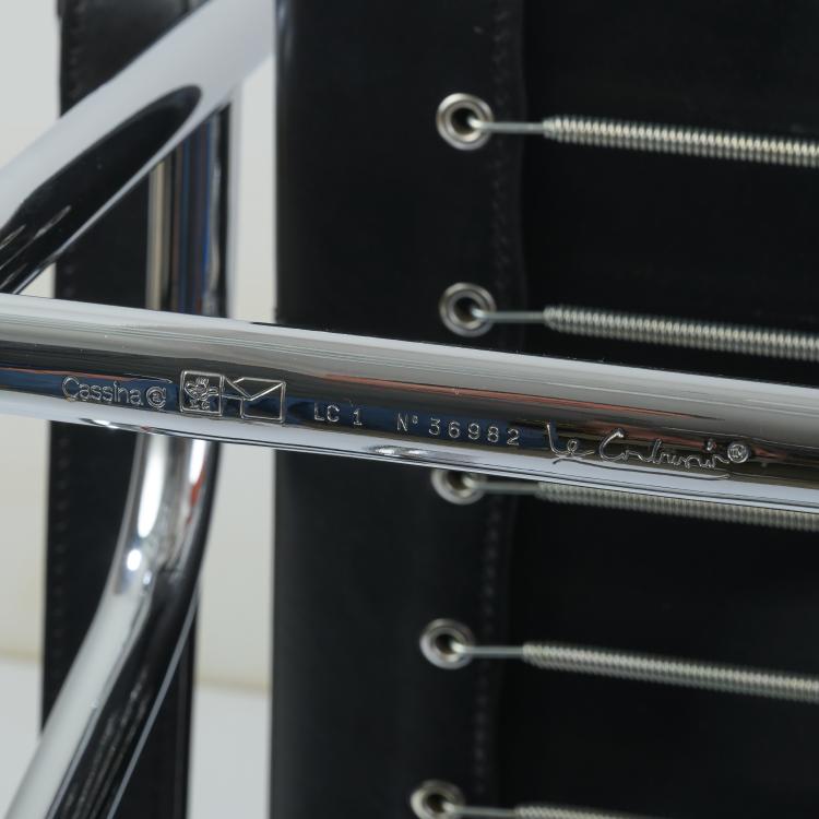 Bild 6 zu Objekt, Two 'LC 1' armchairs, 1928 (design), Pierre Jeanneret,Charlotte Perriand,Le Corbusier Charles-&Eacute;douard Jeanneret-Gris, Cassina, Mailand / Milan, 179A 63