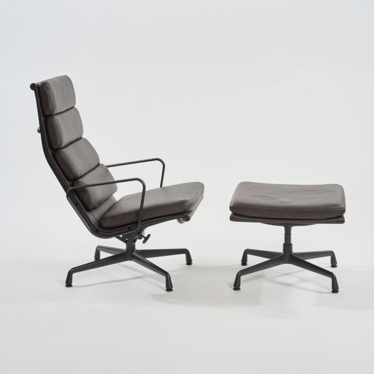 Bild 2 zu Objekt, Armchair 'Soft Pad Lounge Chair - EA 222' with Ottoman 'Soft Pad EA 223', 1969 (design), Charles & Ray Eames, Vitra, Birsfelden, 179A 300