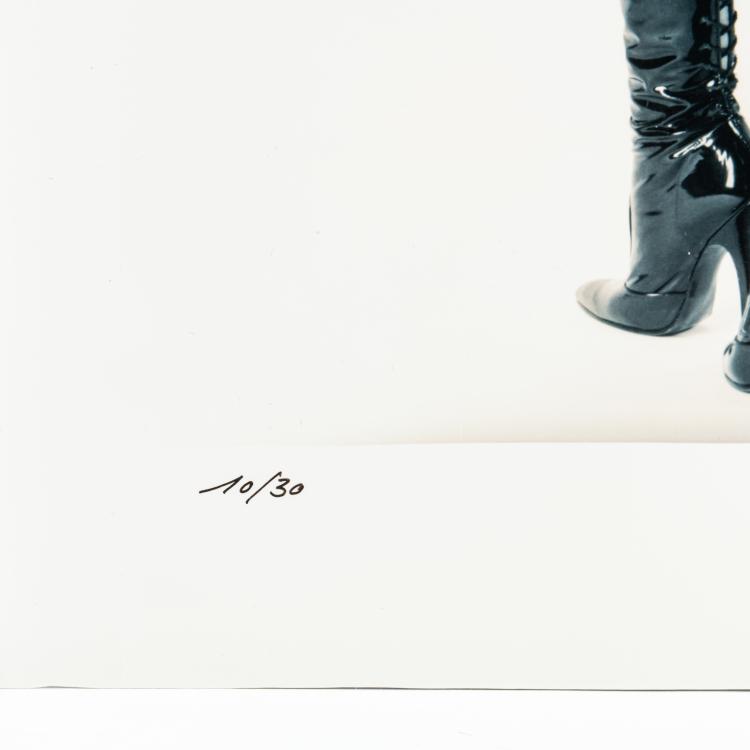 Bild 2 zu Objekt, 'Black Angel I', 1993, G&uuml;nter Blum, 179C 682