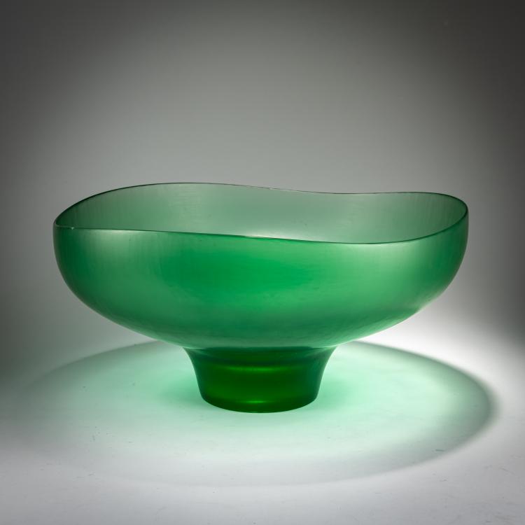 Hauptbild zu Objekt, 'Battuto' bowl, 1959/60, Tobia Scarpa, Venini, Murano, 179B 538
