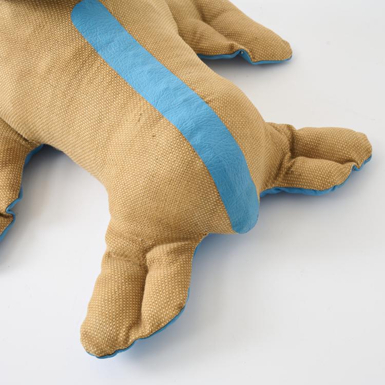 Bild 3 zu Objekt, Robbe, 1971, Renate M&uuml;ller, H. Josef Leven KG, Sonneberg, 179A 142