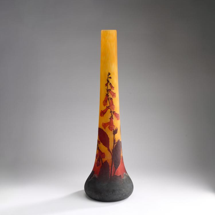 Bild 1 zu Objekt, Hohe Vase 'Digitales', um 1913, Daum Fr&egrave;res, Nancy, 180A 25