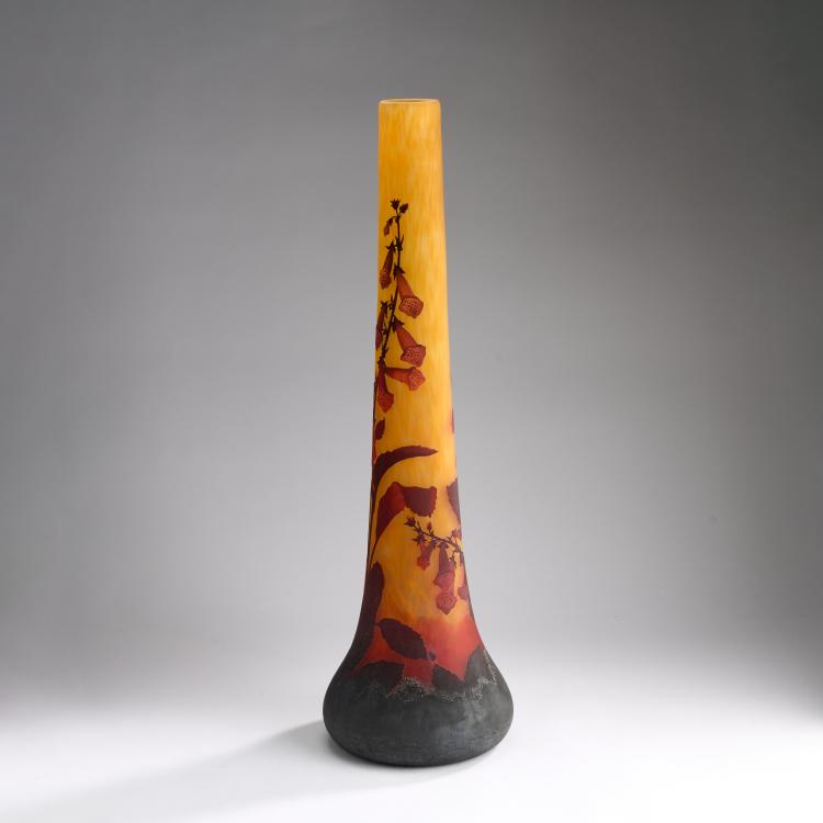 Bild 2 zu Objekt, Hohe Vase 'Digitales', um 1913, Daum Fr&egrave;res, Nancy, 180A 25