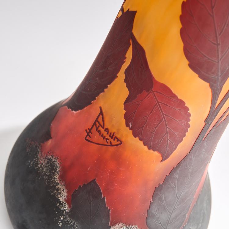 Bild 6 zu Objekt, Hohe Vase 'Digitales', um 1913, Daum Fr&egrave;res, Nancy, 180A 25