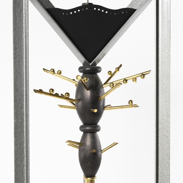 Bild 2 zu Objekt, 'Tree' hall stand / floor lamp, 1988, Bořek &Scaron;&iacute;pek, Vitra, Birsfelden, 179A 180