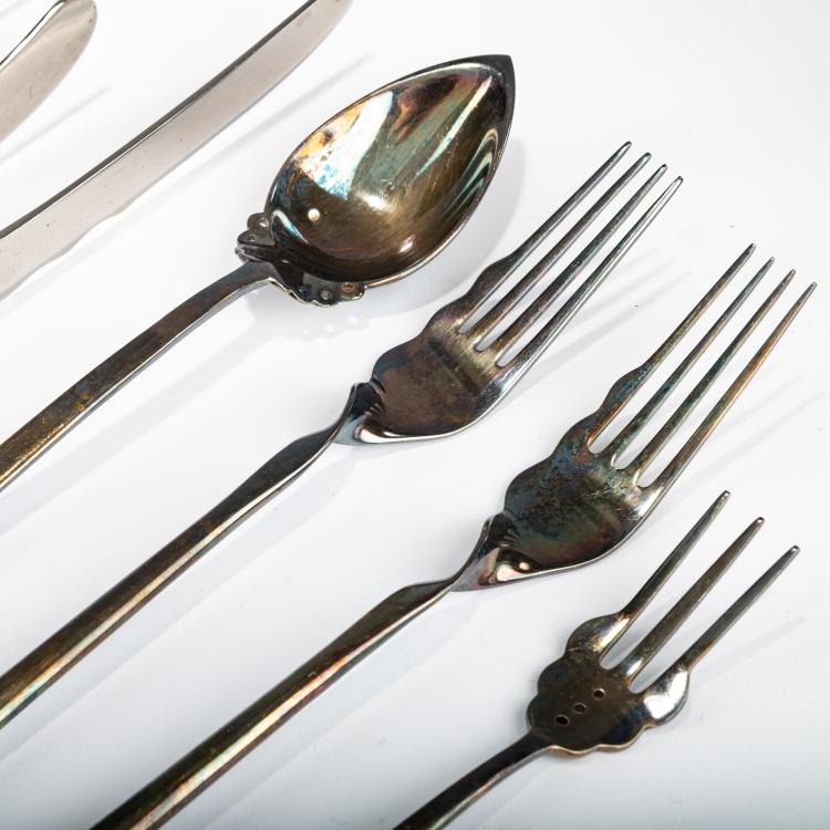 Bild 2 zu Objekt, Eight pieces from the 'Alix' cutlery set, c. 1989, Bořek &Scaron;&iacute;pek, Driade, Corsico, 179A 182