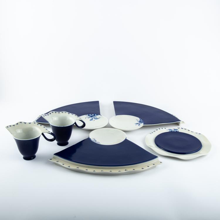 Hauptbild zu Objekt, Sechs Teile aus dem Service 'Albertine' 1989, Bořek &Scaron;&iacute;pek, Driade, Corsico; Porceleyne Fles, Delft, 179A 184