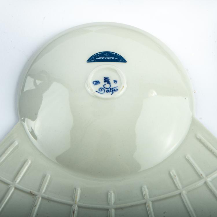 Bild 3 zu Objekt, Sechs Teile aus dem Service 'Albertine' 1989, Bořek &Scaron;&iacute;pek, Driade, Corsico; Porceleyne Fles, Delft, 179A 184