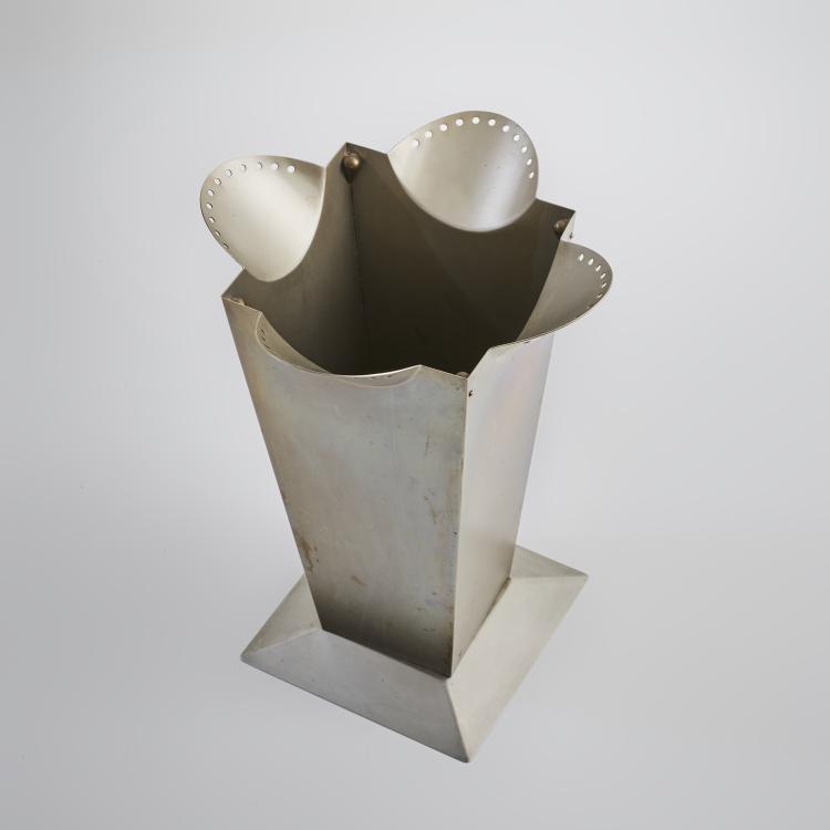 Bild 1 zu Objekt, Wastepaper basket, c. 1989, Bořek &Scaron;&iacute;pek, Vitra, Birsfelden, 179A 181