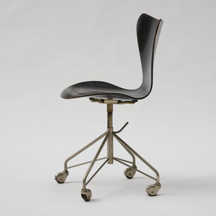 Hauptbild zu Objekt, Arbeitsstuhl '3117', 1955, Arne Jacobsen, Hansen, Fritz, Aller&oslash;d, 179A 202