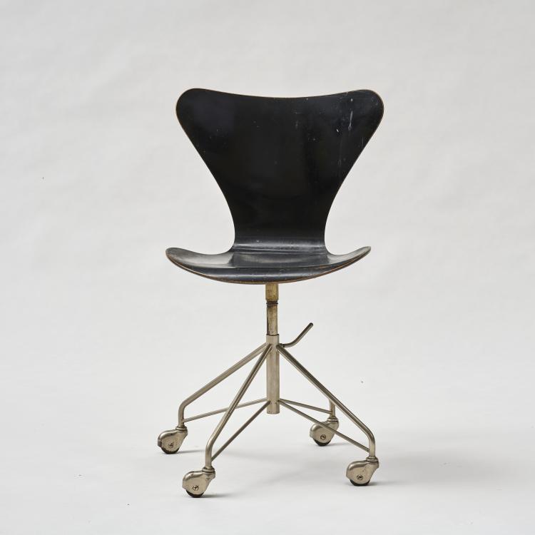Bild 4 zu Objekt, Arbeitsstuhl '3117', 1955, Arne Jacobsen, Hansen, Fritz, Aller&oslash;d, 179A 202