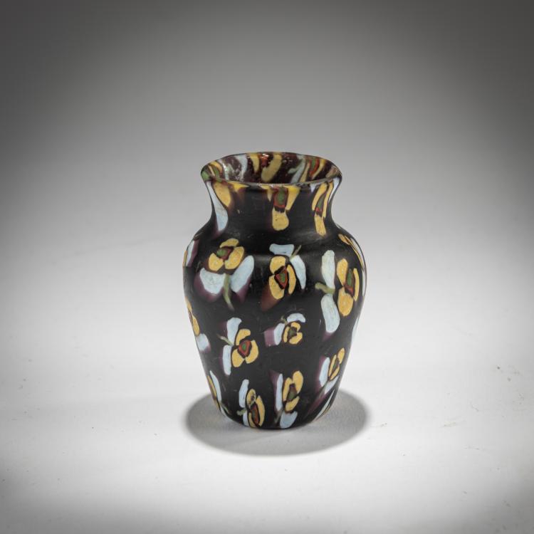 Bild 1 zu Objekt, Miniature 'Millefiori' vase, c. 1905, Toso, Fratelli, Murano, 181B 538