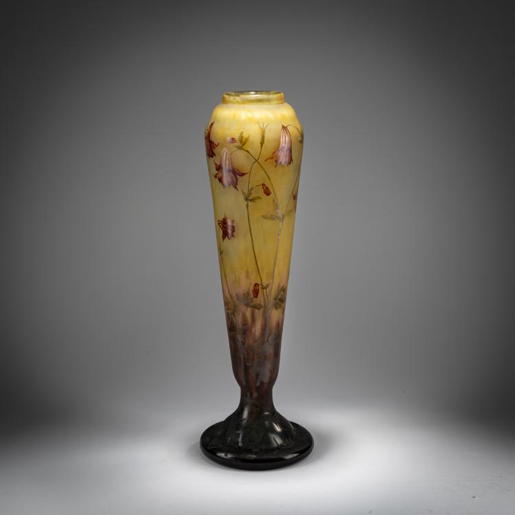 Bild 2 zu Objekt, Hohe Vase 'Ancolies', um 1910, Daum Fr&egrave;res, Nancy, 180A 15