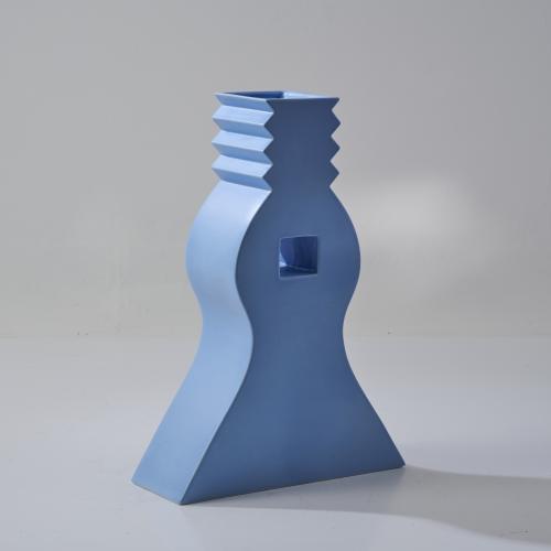 Vase 'Voglio dire'  from the 'Rovine'- series, 1992