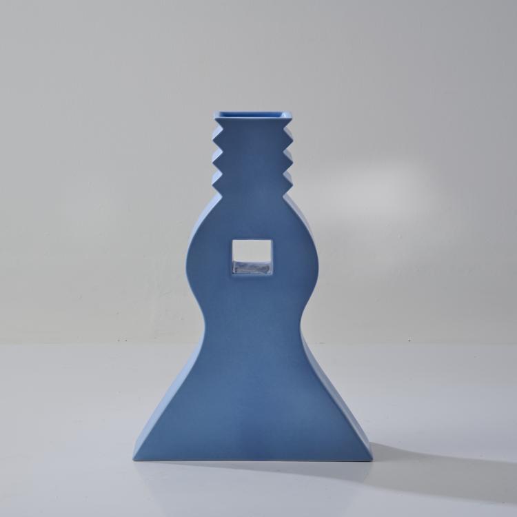 Bild 2 zu Objekt, Vase 'Voglio dire'  from the 'Rovine'- series, 1992, Ettore Sottsass, Bitossi, Montelupo, 179A 87