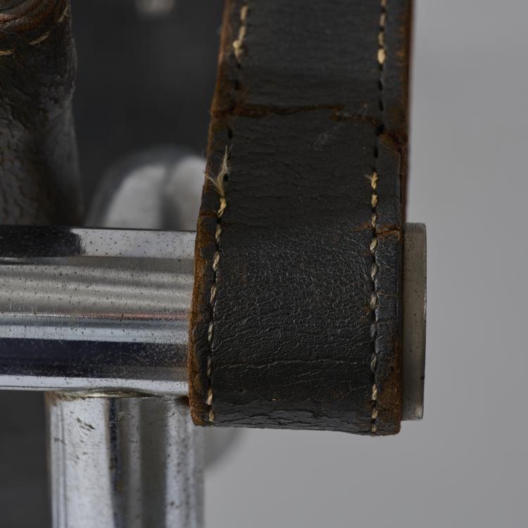 Bild 10 zu Objekt, Armchair 'LC 1', 1928 (design), Pierre Jeanneret,Charlotte Perriand,Le Corbusier Charles-&Eacute;douard Jeanneret-Gris, Weber, Heidi, Z&uuml;rich (zugeschrieben), 180B 430