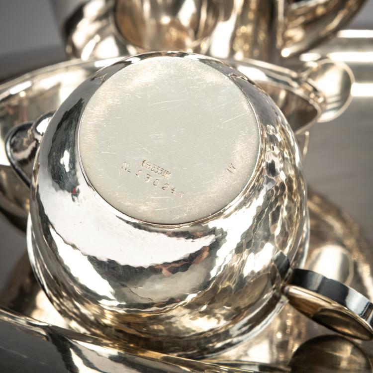 Bild 2 zu Objekt, Five-piece coffee and tea service '13024', 1926, Paula Straus, Bruckmann & S&ouml;hne / Sons, Heilbronn, 180B 420