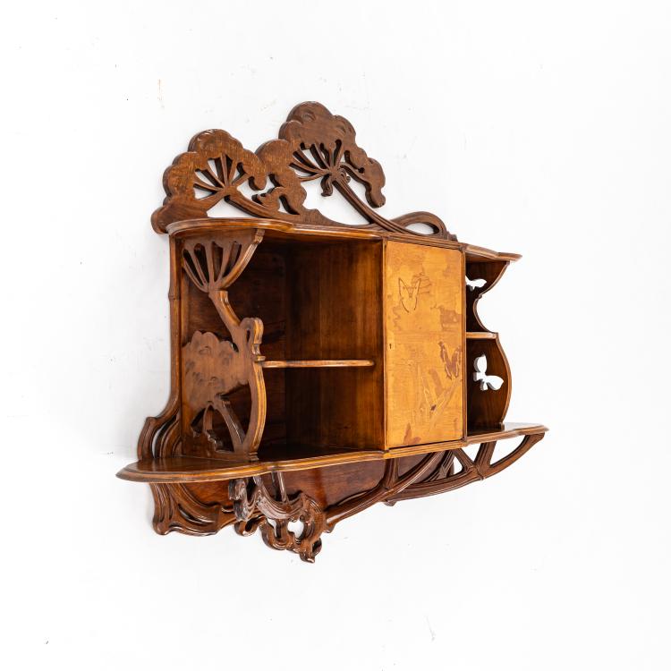 Hauptbild zu Objekt, Hanging cabinet 'Ombellif&egrave;res', c. 1900, Emile Gall&eacute;, Gall&eacute;, Nancy, 180A 150