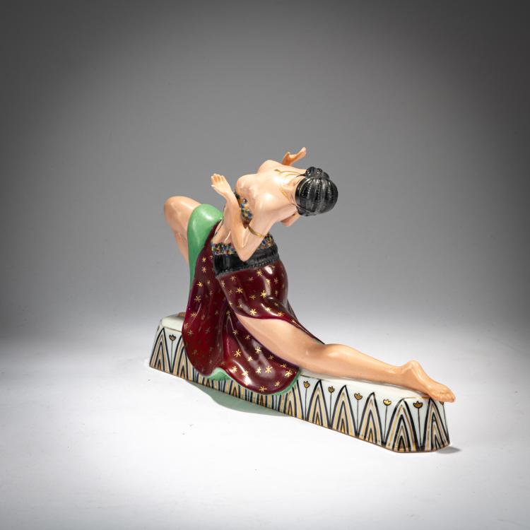 Bild 1 zu Objekt, 'Spagatt&auml;nzerin', 1919-26, Fraureuth, Porzellanfabrik, 180A 256