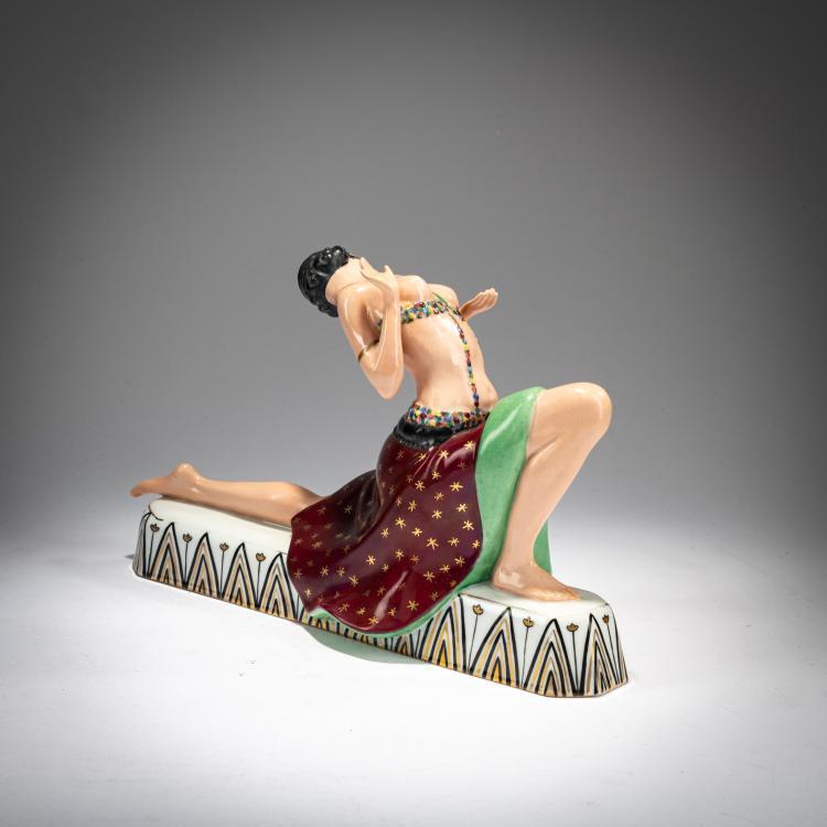 Bild 2 zu Objekt, 'Spagatt&auml;nzerin', 1919-26, Fraureuth, Porzellanfabrik, 180A 256
