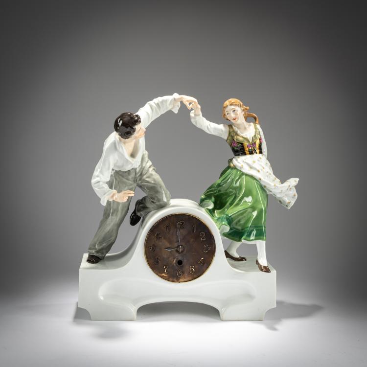 Hauptbild zu Objekt, 'Uhrgeh&auml;use mit zwei Figuren, tanzend', um 1910, Konrad Hentschel, Meissen, KPM, 180A 264