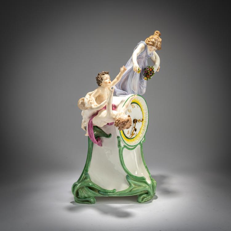 Bild 2 zu Objekt, 'Uhrgeh&auml;use mit vier Figuren', 1897, Konrad Hentschel, Meissen, KPM, 180A 262