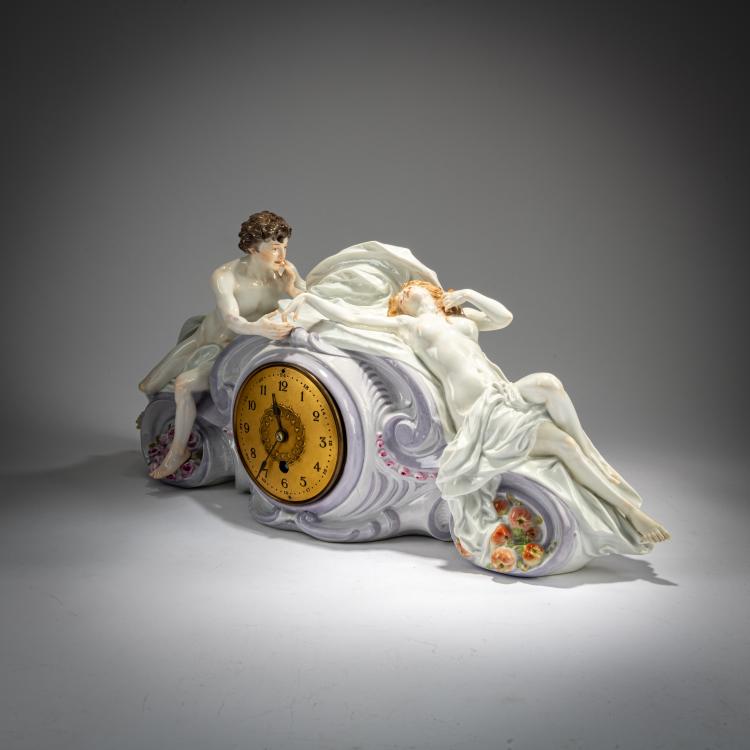 Bild 2 zu Objekt, 'Uhrgeh&auml;use mit Liebespaar', 1904, Paul Helmig, Meissen, KPM, 180A 263