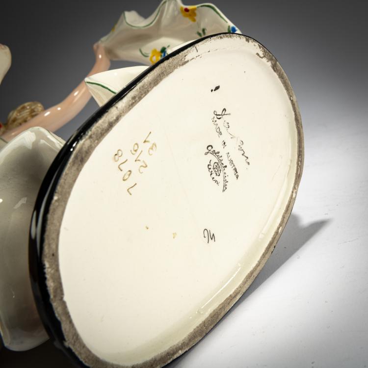 Bild 3 zu Objekt, 'T&auml;nzerin in schwungvoller drehender Bewegung', um 1935, Stephan Dakon, Goldscheider, Wien / Vienna, 180A 331