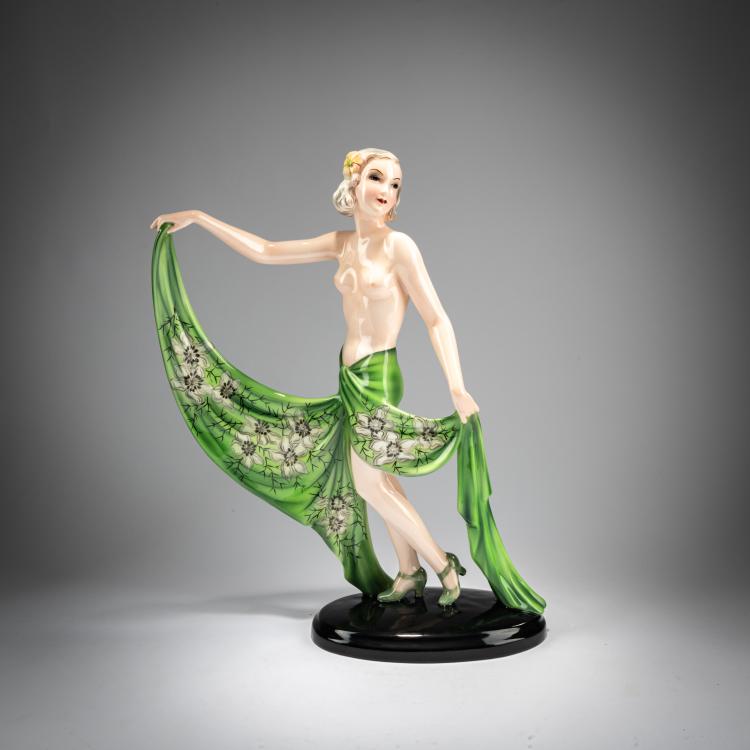 Hauptbild zu Objekt, 'Stehender M&auml;dchenhalbakt mit um die H&uuml;ften geschlungenem langen Tuch', um 1939, Josef Lorenzl, Goldscheider, Wien / Vienna, 180A 337