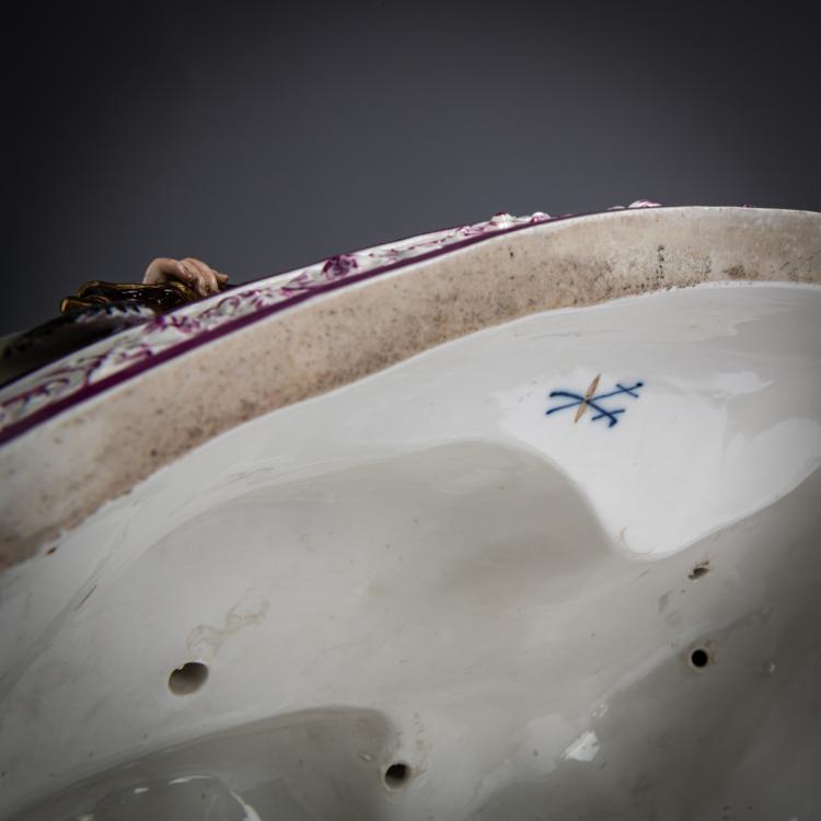 Bild 2 zu Objekt, 'Die Grazien, Amor entwaffnend', 1890, Emmerich Andresen, Meissen, KPM, 180A 261