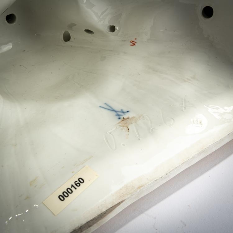 Bild 3 zu Objekt, 'Parzengruppe', 1888, Emmerich Andresen, Meissen, KPM, 180A 260