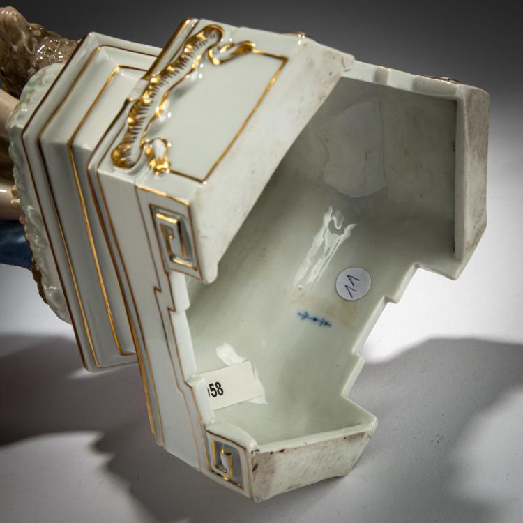 Bild 4 zu Objekt, 'Paris as Shepherd', 1775, Friedrich Elias Meyer, Berlin, KPM, 180A 248