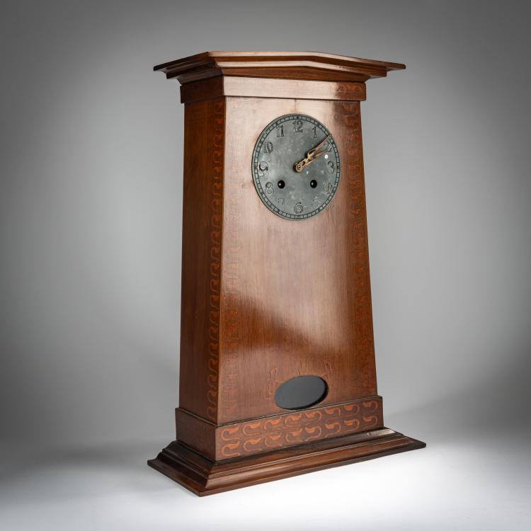 Bild 2 zu Objekt, Mantle clock, 1901/02, Christian Ferdinand Morawe, Vereinigte Werkst&auml;tten f&uuml;r Kunst im Handwerk, M&uuml;nchen / Munich, 180B 406