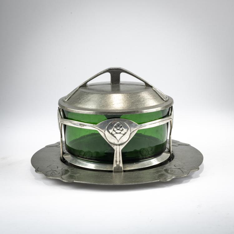 Hauptbild zu Objekt, Butter dish and plate, 1901, Joseph Maria Olbrich, Hueck, Eduard, L&uuml;denscheid, 180A 233