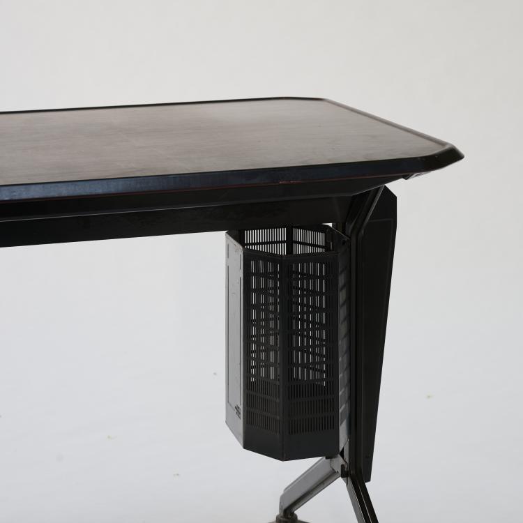 Bild 3 zu Objekt, Schreibtisch 'Arco' mit Papierkorb, 1963, Studio B.B.P.R., Olivetti, Ivrea, 181A 365