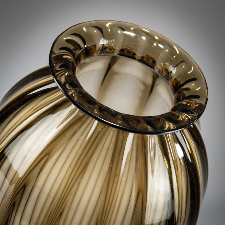 Bild 2 zu Objekt, Vase 'Costolato', 1925/26, Napoleone Martinuzzi (attributed), Cappellin, M.V.M., Murano, 181B 544