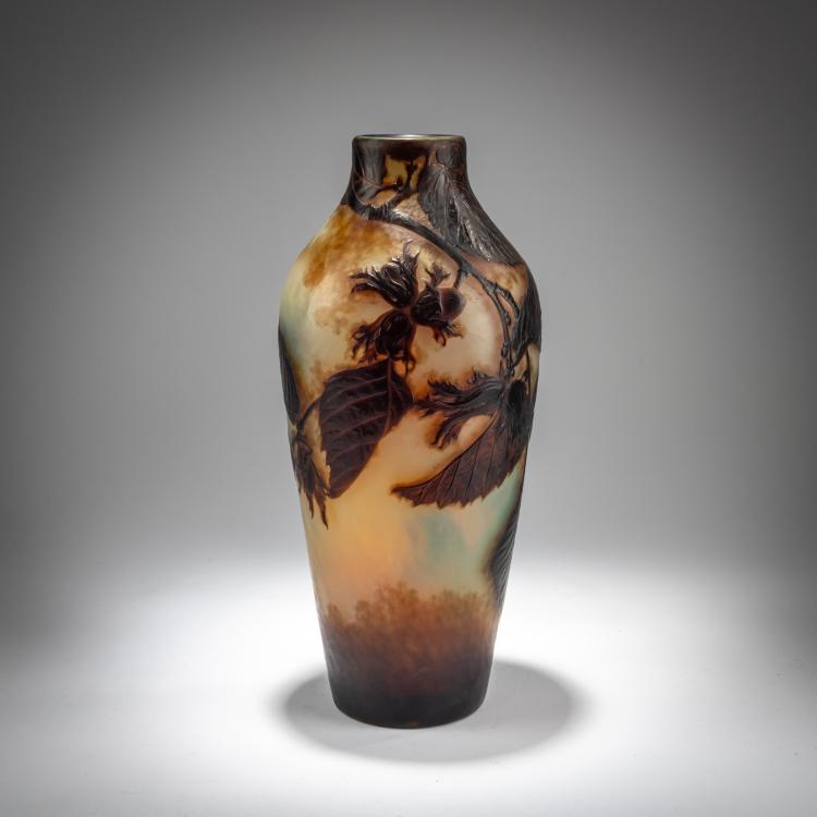 Bild 1 zu Objekt, Gro&szlig;e Vase 'Noisettes', 1900-02, Emile Gall&eacute;, Gall&eacute;, Nancy, 180A 46