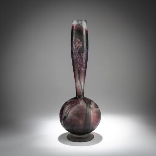 Hohe Martelé-Vase 'Iris', um 1894