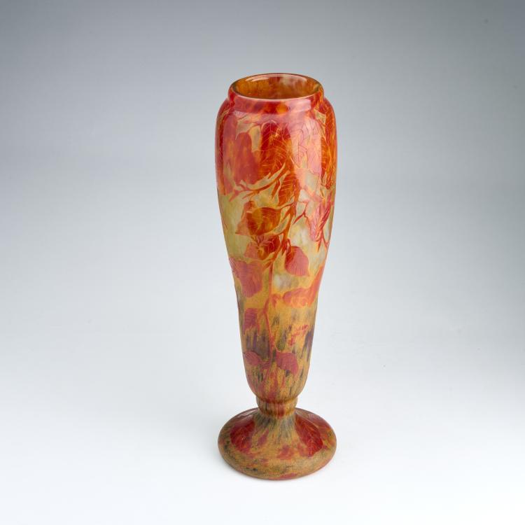 Bild 1 zu Objekt, Hohe Vase 'Feuilles en Automne', um 1910, Daum Fr&egrave;res, Nancy, 180A 16