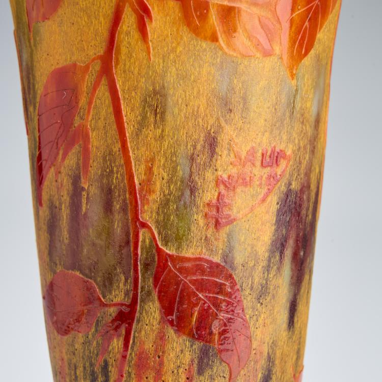 Bild 4 zu Objekt, Hohe Vase 'Feuilles en Automne', um 1910, Daum Fr&egrave;res, Nancy, 180A 16