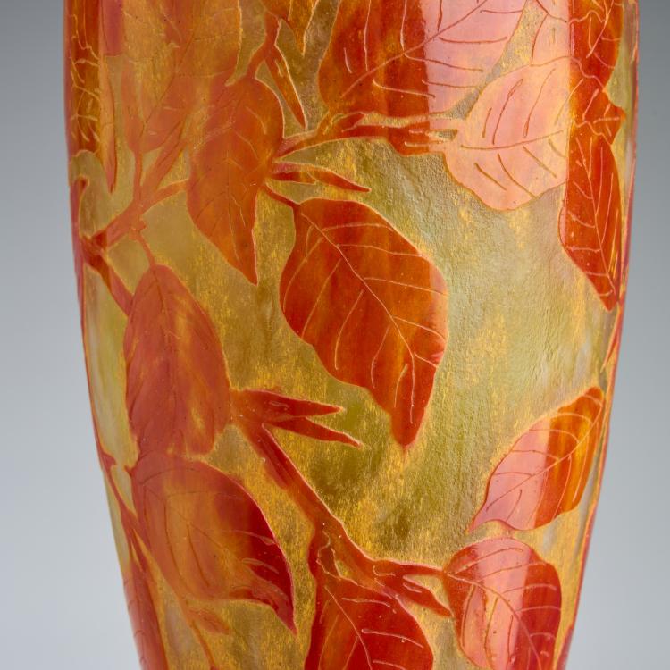 Bild 7 zu Objekt, Hohe Vase 'Feuilles en Automne', um 1910, Daum Fr&egrave;res, Nancy, 180A 16