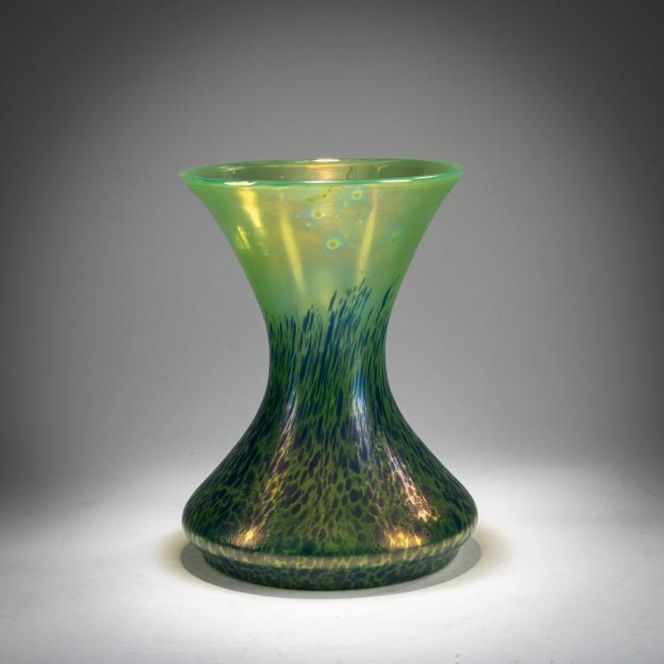 Hauptbild zu Objekt, 'Orchis'-Vase, um 1900, L&ouml;tz Wwe., Klosterm&uuml;hle / Klastersky Mlyn, 180A 122