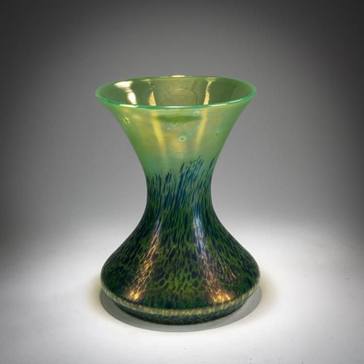 Bild 1 zu Objekt, 'Orchis'-Vase, um 1900, L&ouml;tz Wwe., Klosterm&uuml;hle / Klastersky Mlyn, 180A 122