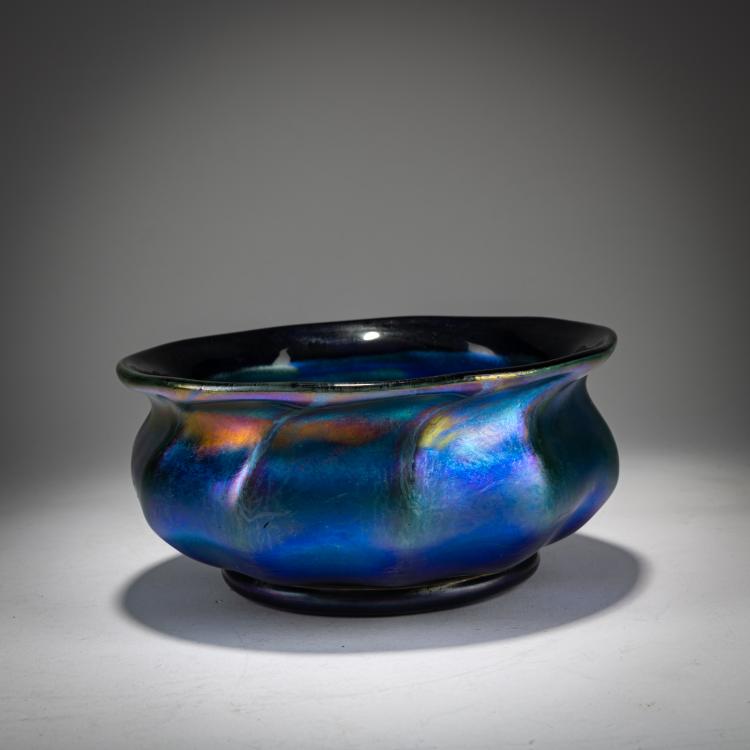 Hauptbild zu Objekt, Kleine 'Favrile'-Schale, um 1892, Louis C. Tiffany, Tiffany, New York, 180A 134