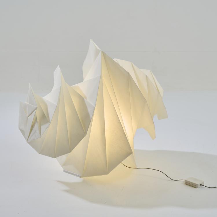 Bild 3 zu Objekt, Tisch-/Bodenleuchte 'Mendori' aus der Serie 'In-Ei', 2010, Issey Miyake, Artemide, Mailand / Milan, 181A 519