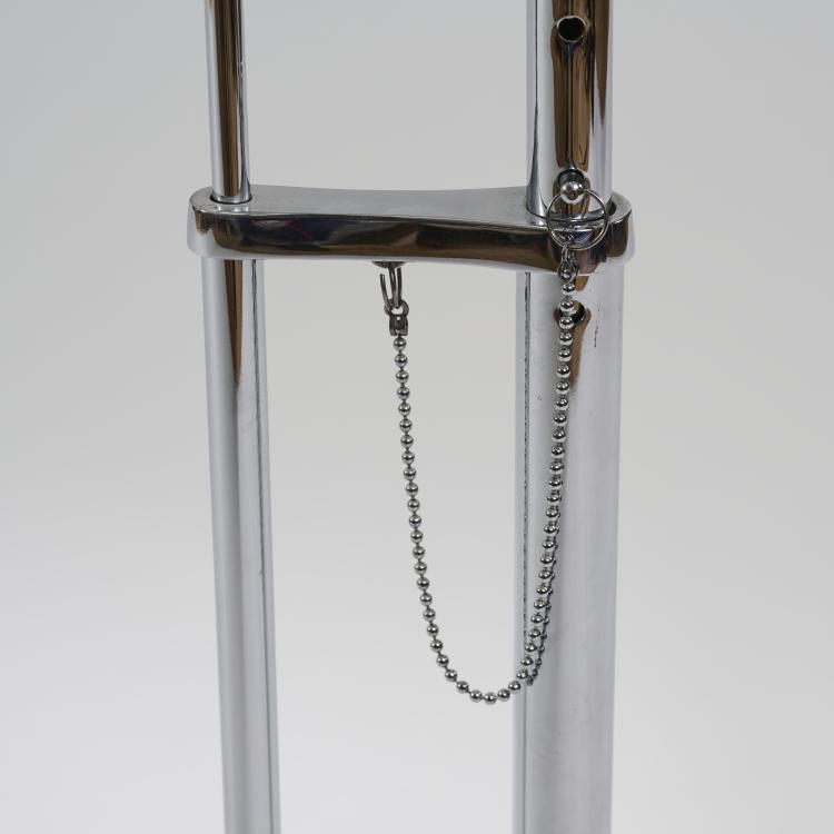 Bild 4 zu Objekt, Beistelltisch 'E 1027', 1927 (Entwurf), Eileen Gray, Classicon, M&uuml;nchen, 181A 175