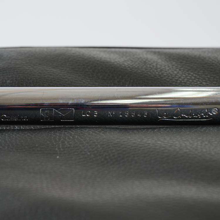 Bild 4 zu Objekt, Two armchairs 'LC 3', 1928 (design), Pierre Jeanneret,Charlotte Perriand,Le Corbusier Charles-&Eacute;douard Jeanneret-Gris, Cassina, Mailand, 181A 171