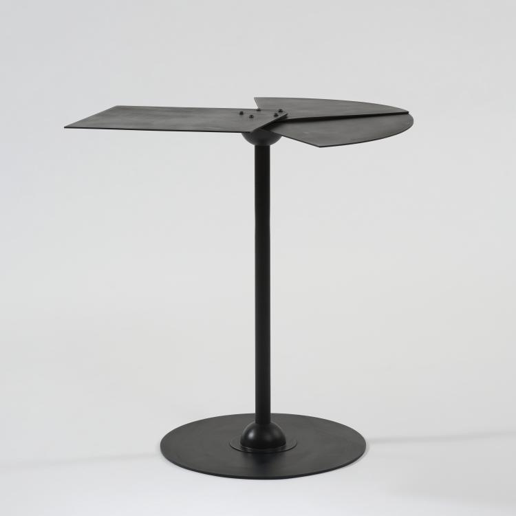 Bild 1 zu Objekt, Side table 'Fan', 1930 (design), Pierre Chareau, Ecart, Paris, 181A 181