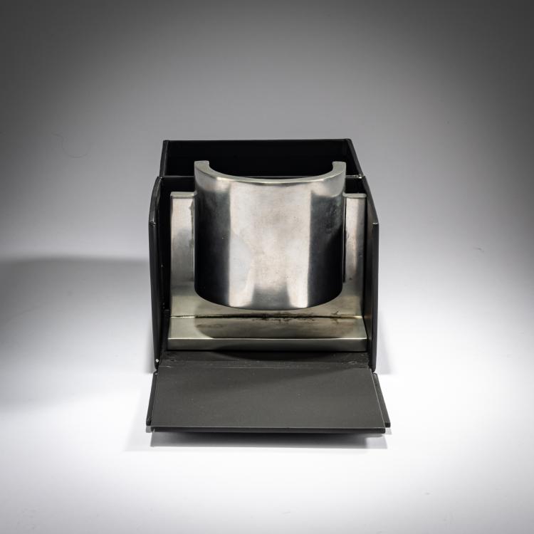 Bild 5 zu Objekt, Vase 'Aqua di Rosa' from the 'Just for Flowers' collection, 2001, Ettore Sottsass, Zani, Serafino, Lumezzane, 180B 531