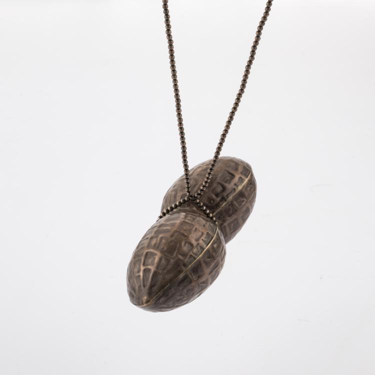 Bild 2 zu Objekt, Necklace 'Peanut', 2004, David Bielander, 180C 607